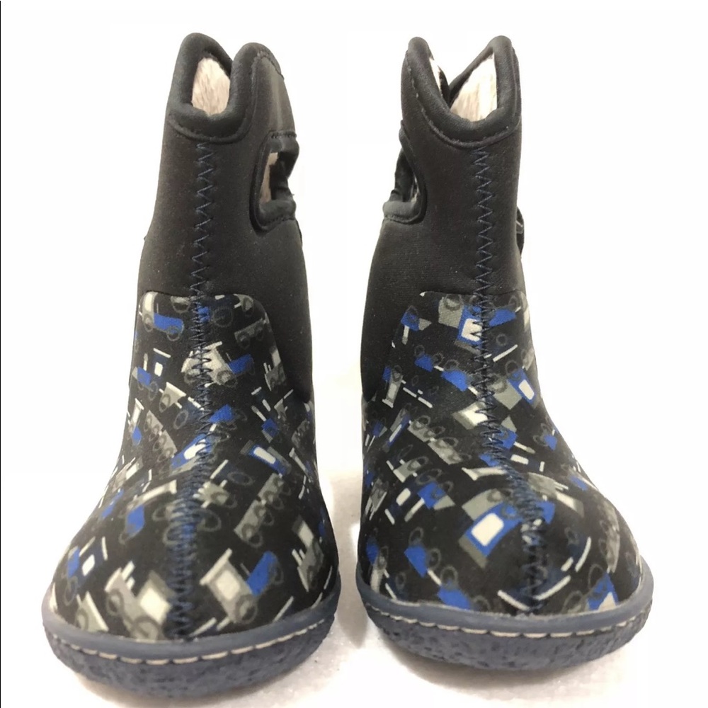 Kids BOGS Winter Waterproof Boots Classic Size 9